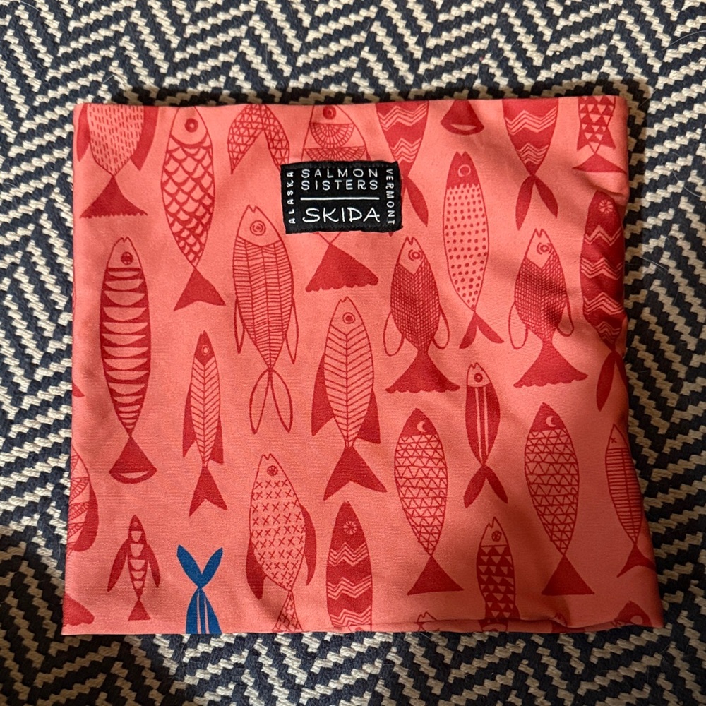 Skida Kids Fish Patterned Neckwarmer - Red